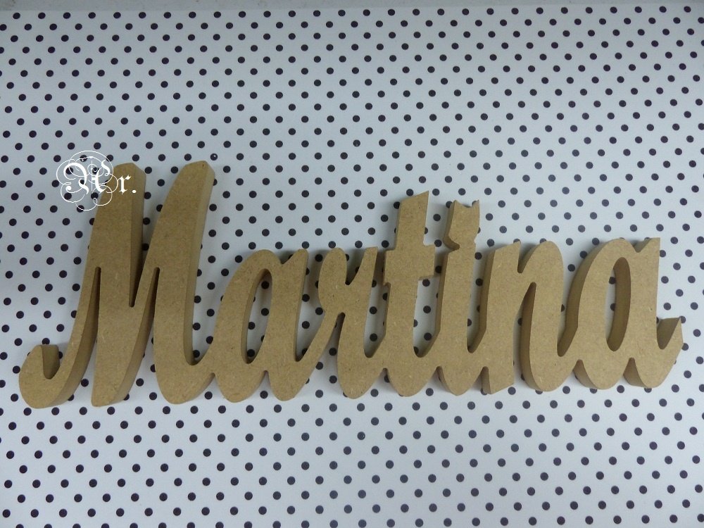 Nombre D.M. 40 Cm. Martina