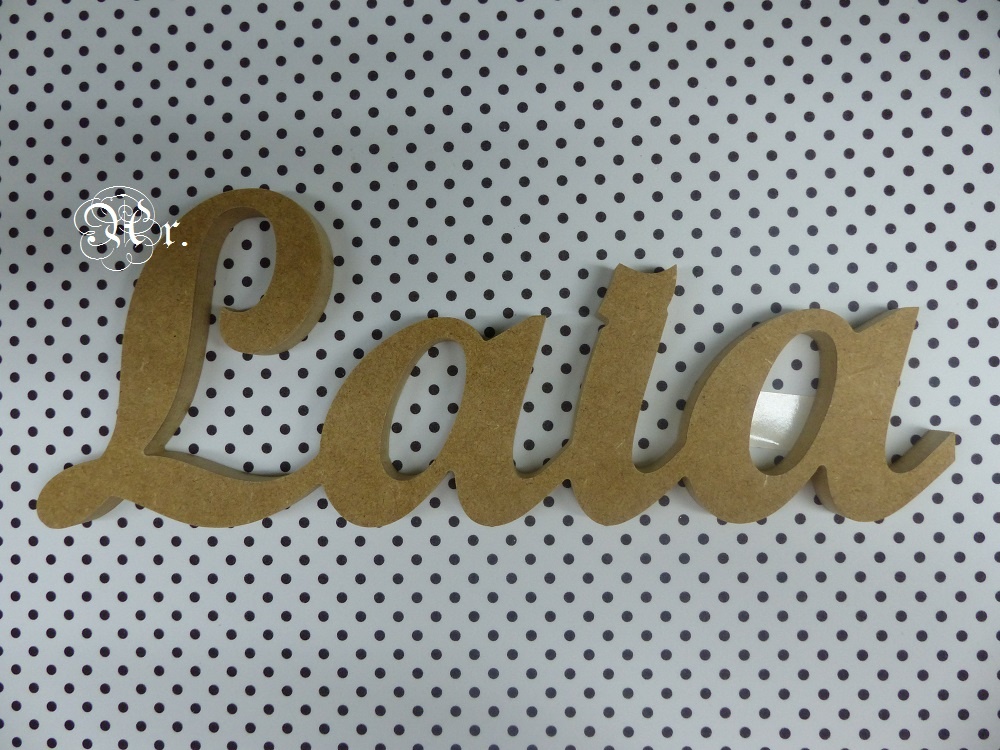 Nombre D.M. 40 Cm. Laia